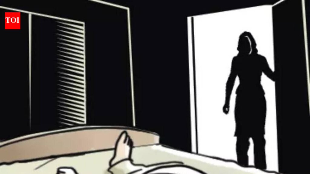 Teenage couple attempts suicide in garden, both survive | Surat News