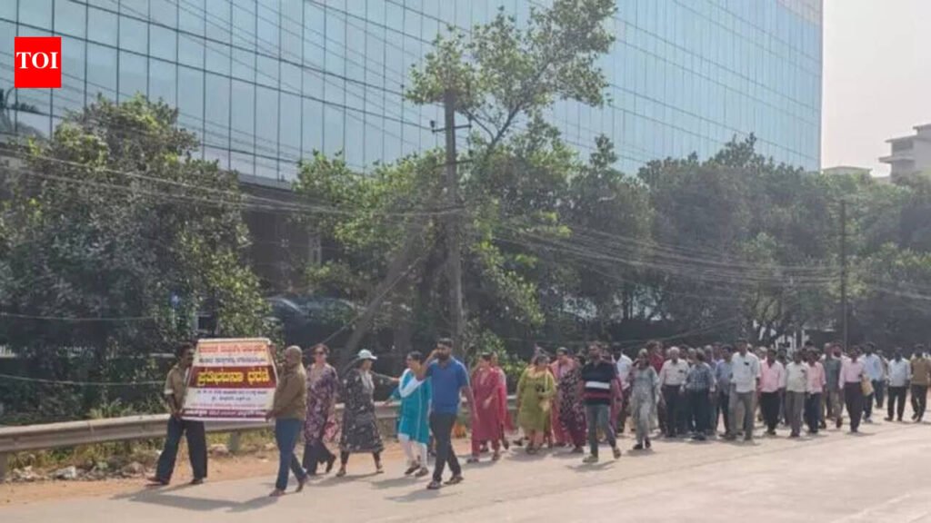 Mangaluru: Localities near MCC HQ battling sewage, floods despite decades of appeals | Mangaluru News