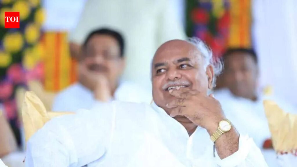 Over 30,000 land titles distributed in Haveri dist, says minister | Hubballi News