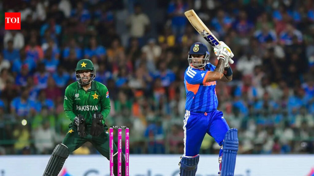 ‘He bailed the team out’: Sunil Gavaskar reveals turning point of India vs Pakistan clash | Cricket News