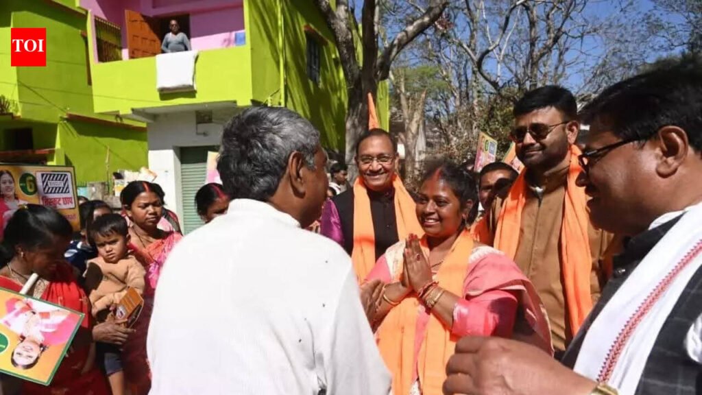 BJP backed candidate violating MCC, Cong delegation to SEC | Ranchi News