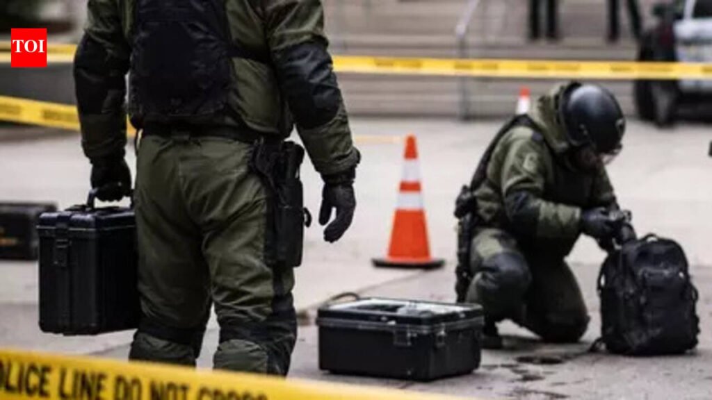 Bhagalpur collectorate evacuated after receiving bomb threat | Patna News