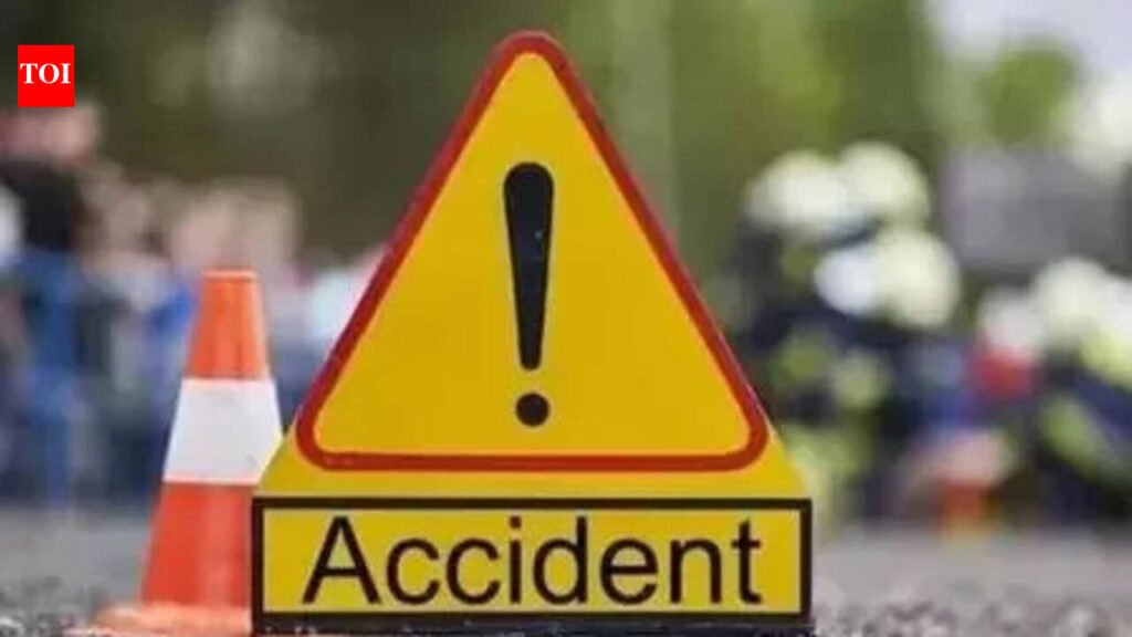 Three cousins die as car rams into bridge divider in Nalanda | Patna News