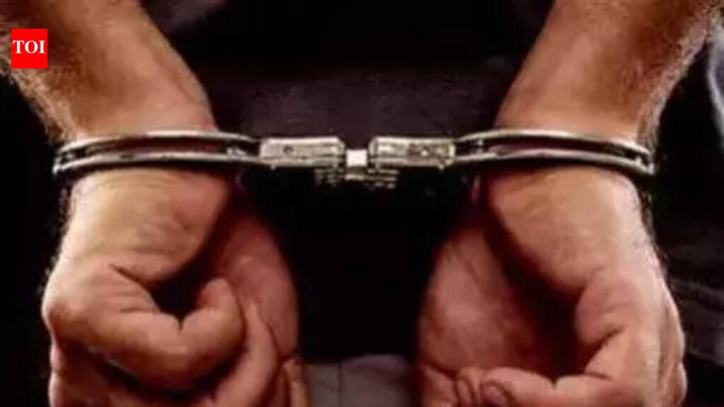 Solapur cop arrested for aiding jailed accused run drug syndicate from behind bars | Mumbai News
