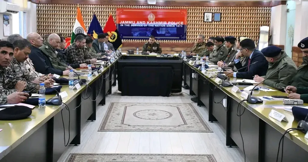 “All forces must act in seamless coordination for VVIP security,” IGP Kashmir V.K. Birdi tells officers – Rising Kashmir