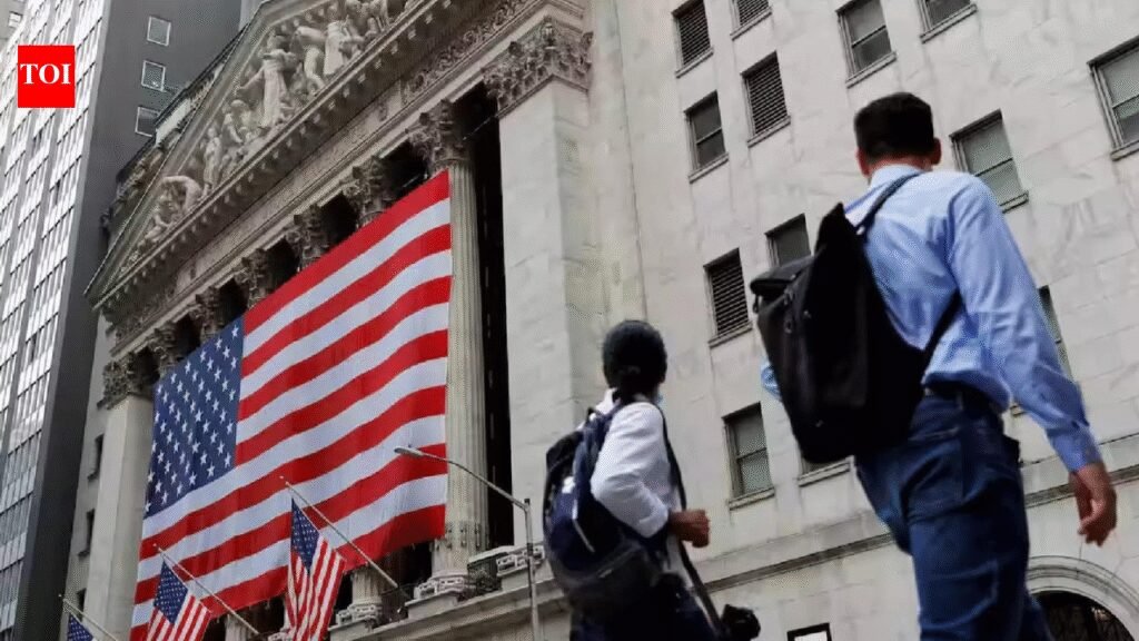 US GDP growth slows to 1.4% in Q4, misses estimates; Donald Trump blames government shutdown