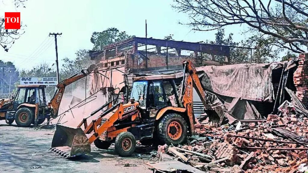 After warnings and appeals go unheard, Sasaram civic body digs pavements to remove encroachers | Patna News