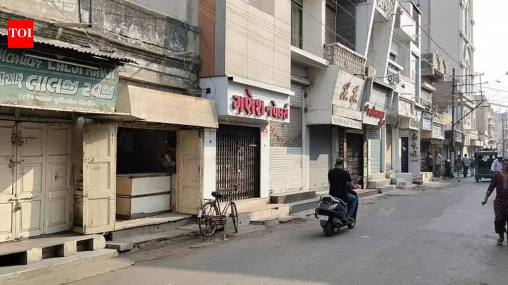 ‘Murder raises concern of safety on public road’ | Rajkot News