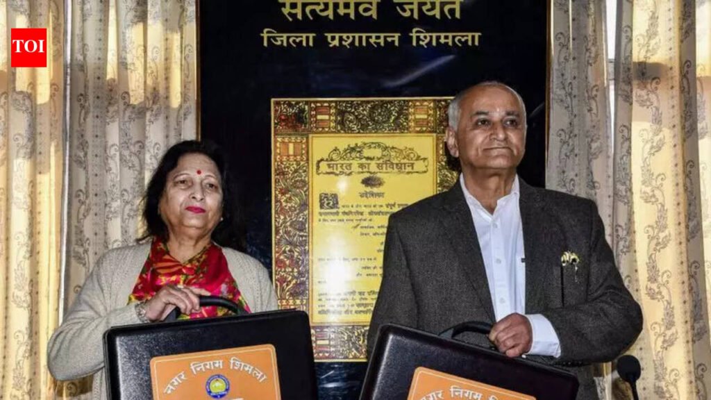 BJP councillors stage walk out as Shimla mayor presents budget amid tenure row | Chandigarh News