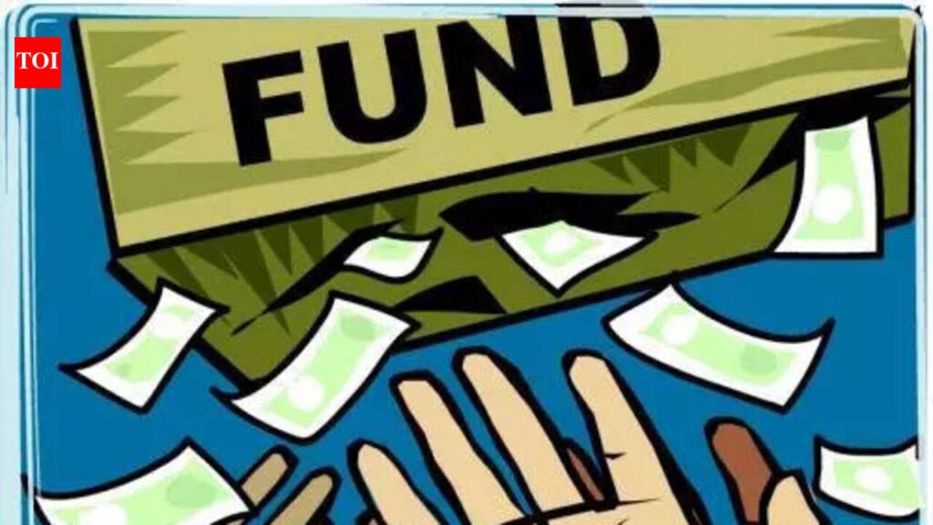 Former headmaster, clerk get jail term for embezzling govt funds | Thiruvananthapuram News