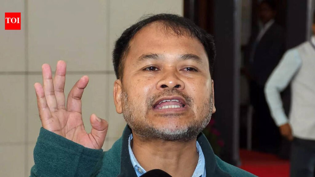 Cloud over oppn unity as Akhil seeks 12-15 seats from Cong | Guwahati News
