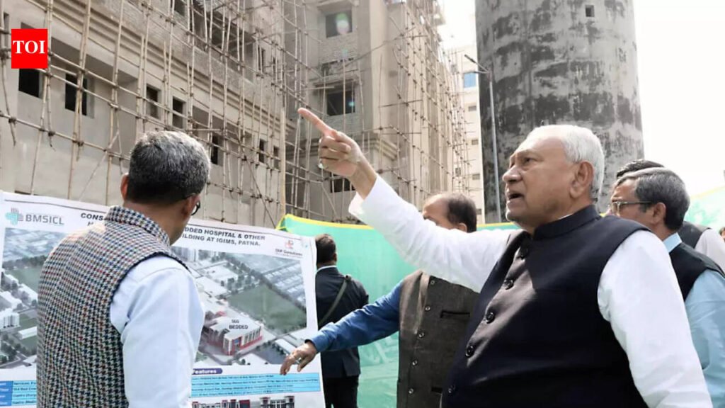 Nitish inspects 1,200-bed IGIMS expansion project | Patna News