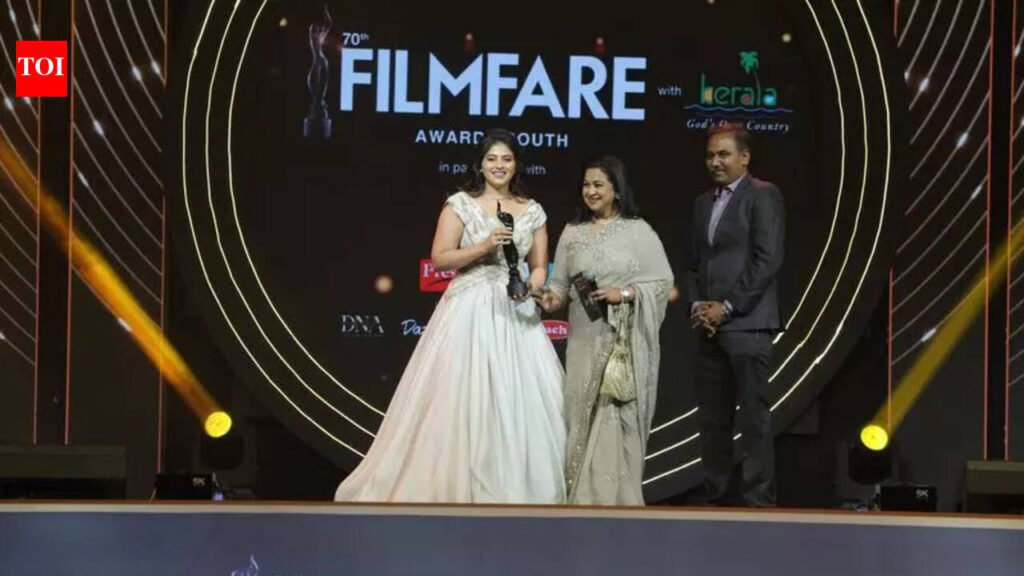 Pushpa ‘wildfire’ at Filmfare | Hyderabad News