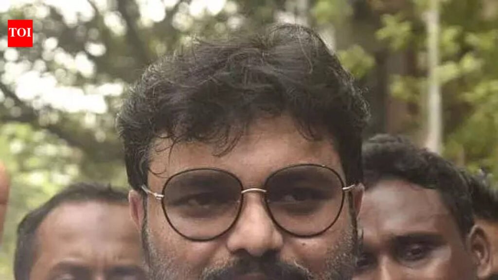 Youth Congress shirtless stir poor judgment: Babul | Kolkata News