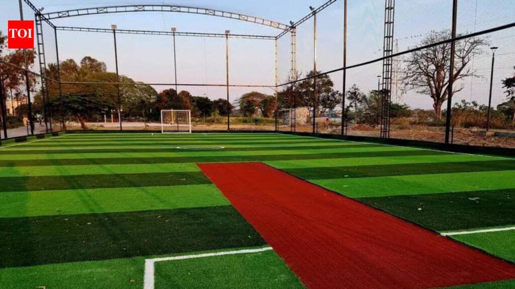 AIYF condemns Coimbatore corporation’s decision to handover turfs to private operators | Coimbatore News