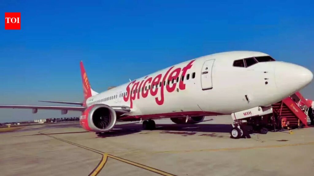 SpiceJet Flight Suffers Engine Failure: SpiceJet Boeing 737 with 150 on board makes emergency landing at Delhi airport following ‘engine failure’ shortly after takeoff | Delhi News