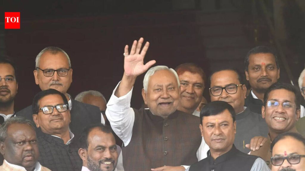 Ruckus in House over police action as Nitish slams RJD | Patna News