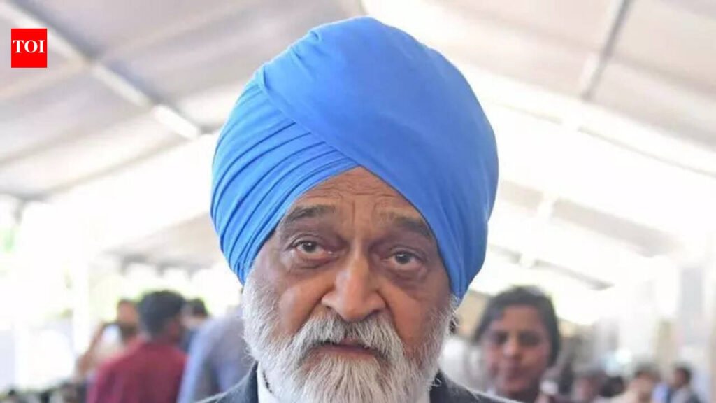 Don’t rely on Centre alone, use own tax powers: Ahluwalia to states | Hyderabad News