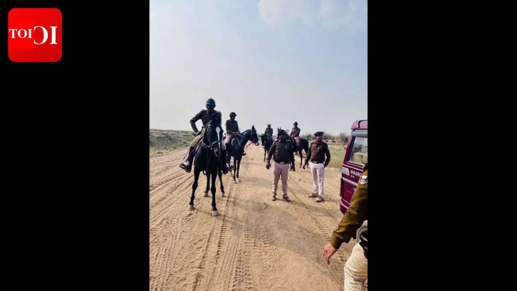 Mounted police deployed to check illegal sand mining | Patna News