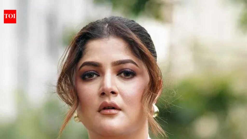 Srabanti files plaint against body-shaming | Kolkata News