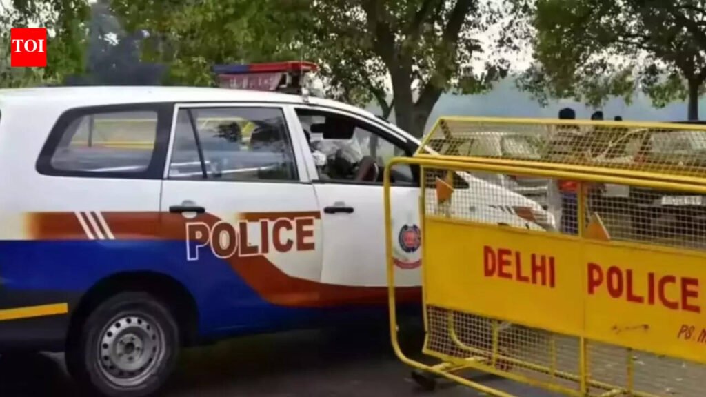 Delhi Robbery: ‘Molestation claim used as cover’: Gang loots Rs 15 lakh, 22 iPhones worth Rs 30 lakh in Delhi; 5 arrested | Delhi News