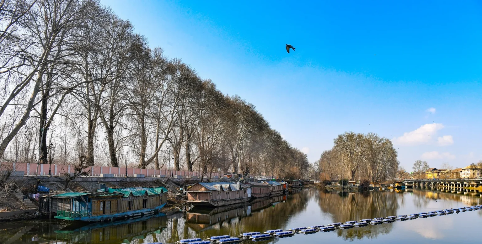 21°C Marks Hottest Day Ever – Rising Kashmir