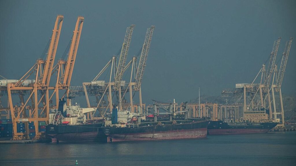 Donald Trump, Benjamin Netanyahu agreed U.S. should press Iran to cut oil sales to China: Reports