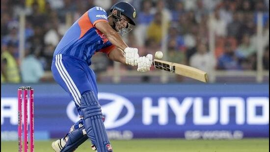 T20 World Cup: Dube delivers, India beat Dutch for all-win group phase