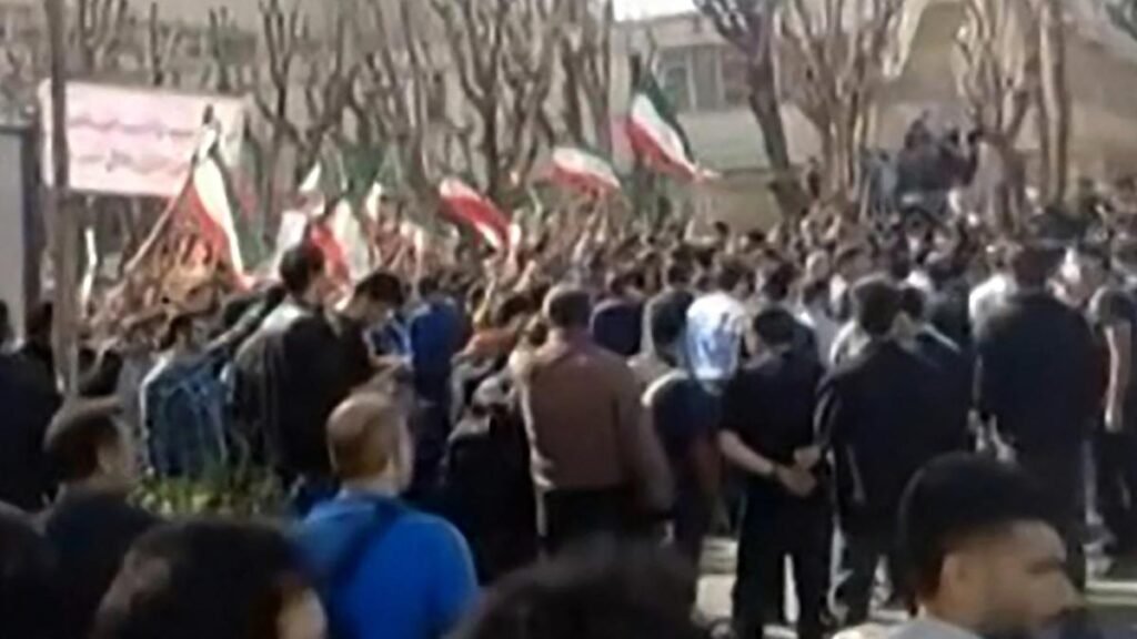 Iranian students chant anti-government slogans, as U.S. threats loom