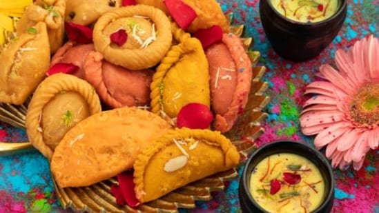 Holi 2026 Special: Easy Gujiya Variations with Suji, Mawa, Coconut and Chocolate