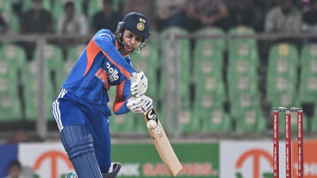 India Women elect to bat against Australia in deciding T20I