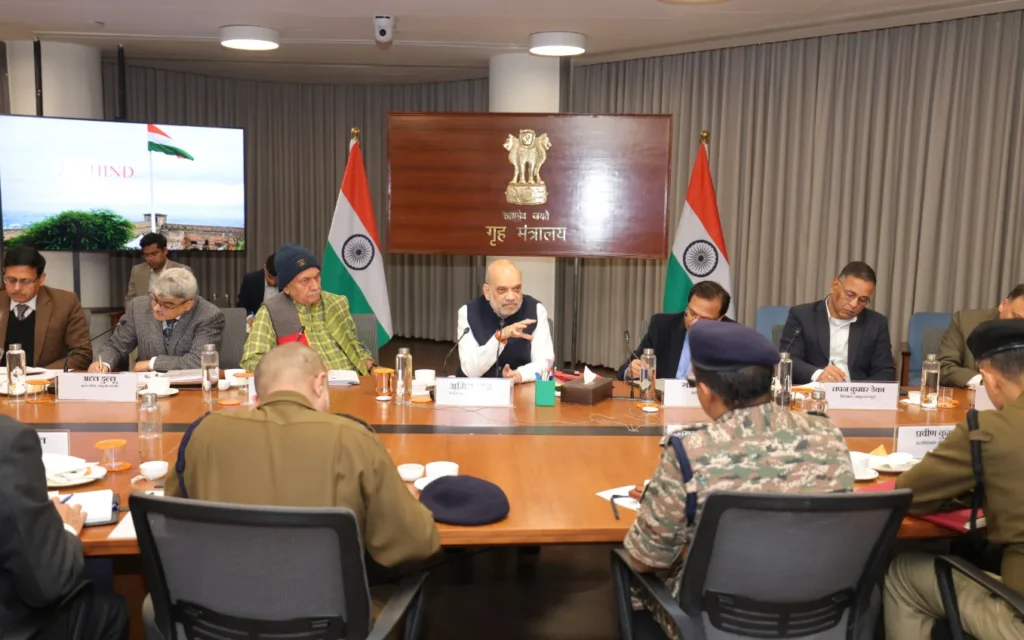 Amit Shah chairs security review meet in Jammu – Rising Kashmir