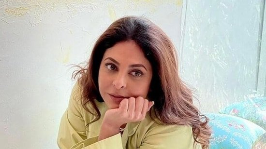 Shefali Shah quit her ‘no carbs diet for weight loss’ after 3 months: Here is why you should too