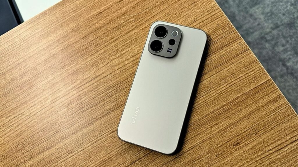 Vivo V70 Elite Shows The Virtues Of Being Practical And Ambitious | Tech News