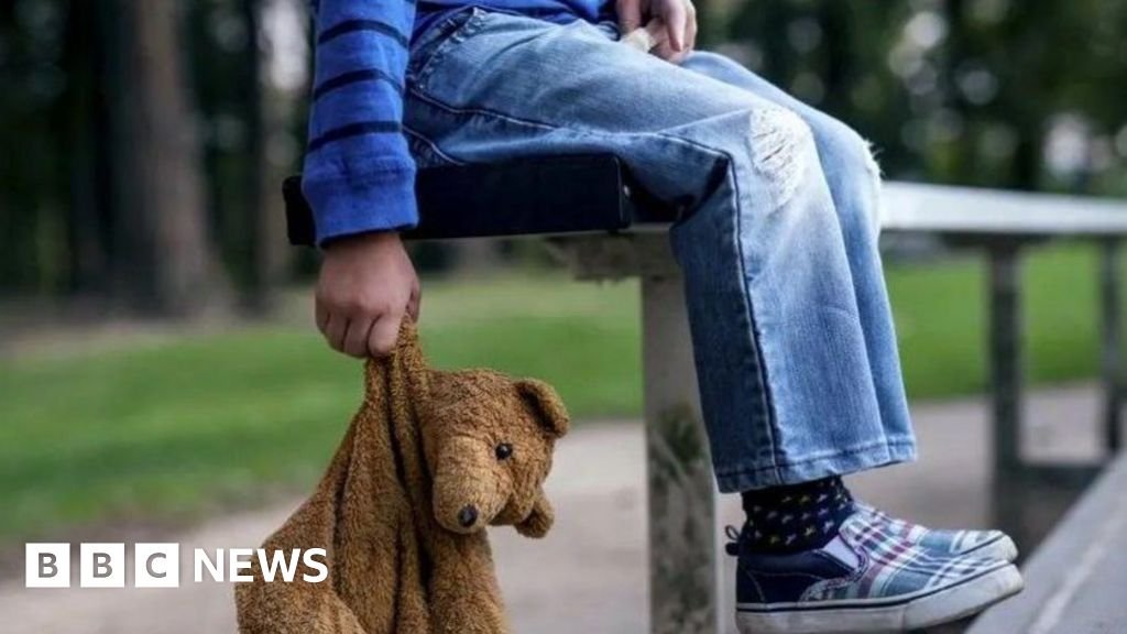Adoptive parents ‘in crisis’ living with traumatised children