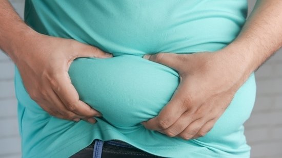 Heart surgeon with 25 years of experience shares the most dangerous kind of body fat: ‘Functions as an endocrine organ…’