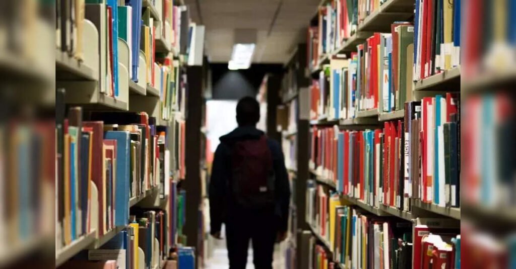 US Visa Slowdown Creates Golden Window for Indian Students, Say Top American Deans, ETEducation