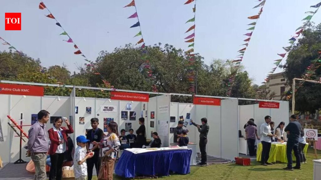 ‘Different weights on 7 planets’ thrill kids at Vigyan Utsav | Delhi News