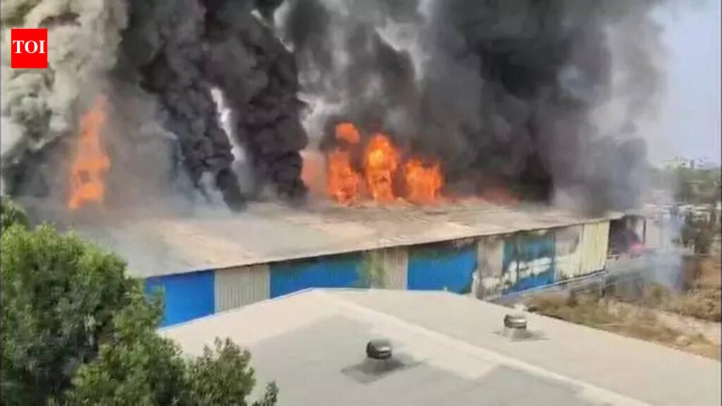 Bengaluru mattress unit catches fire, 2 hurt | Bengaluru News