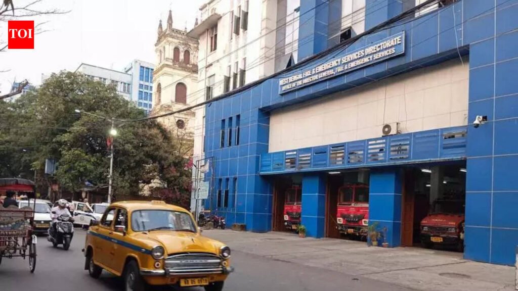 Parking row: Three drunk youths assault fireman in New Mkt | Kolkata News