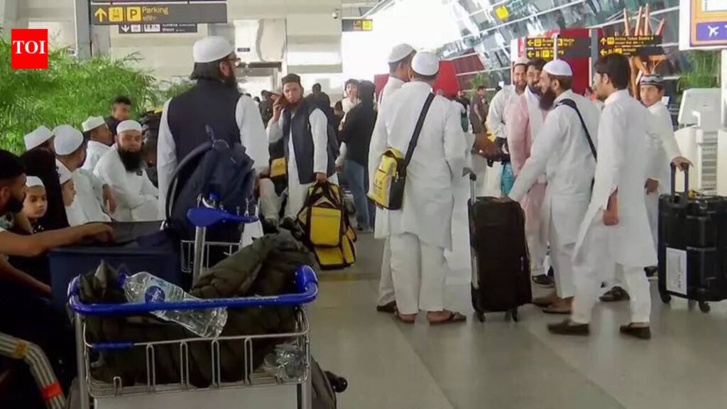 Passengers Stranded As Over 100 Flights Cancelled | Delhi News