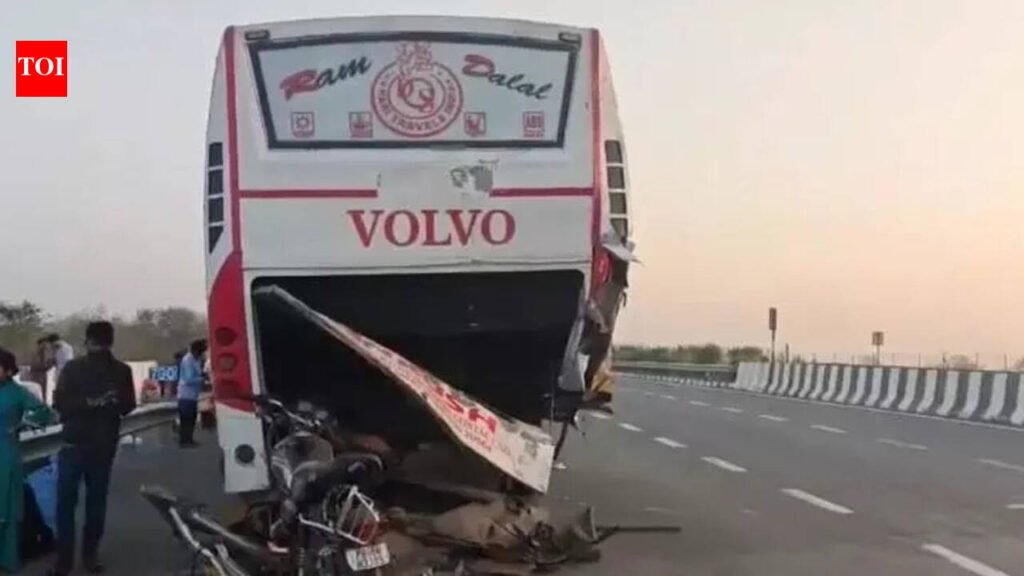 1 killed, 5 injured in Agra-Lko e-way accident | Kanpur News