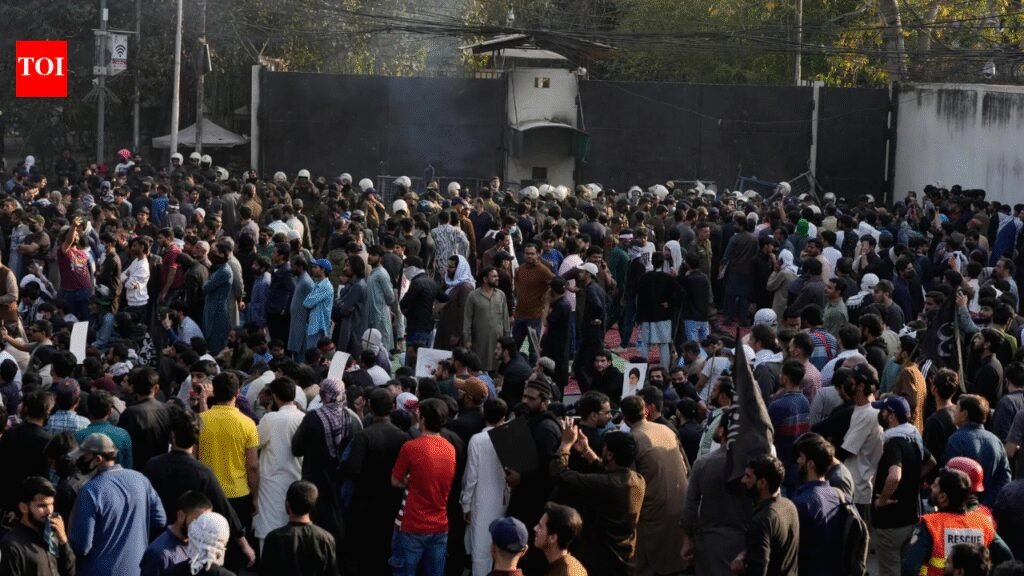 Karachi Protest: US Marines opened fire on protesters who stormed Karachi consulate: Report