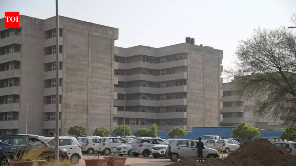 GMCH-32 top post gone, medical superintendent resigns | Chandigarh News
