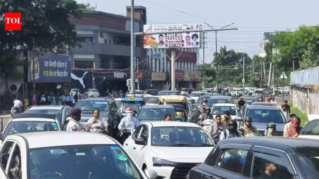 Suggestions to ease traffic bottlenecks on paper, MC cites land acquisition hurdles | Ludhiana News