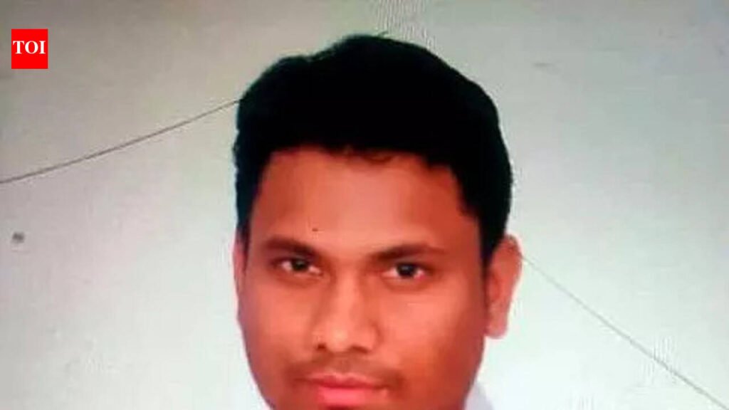 War deepens worries for Indian sailors held in Iran, Ghaziabad family says all contact lost with son after strikes | Noida News