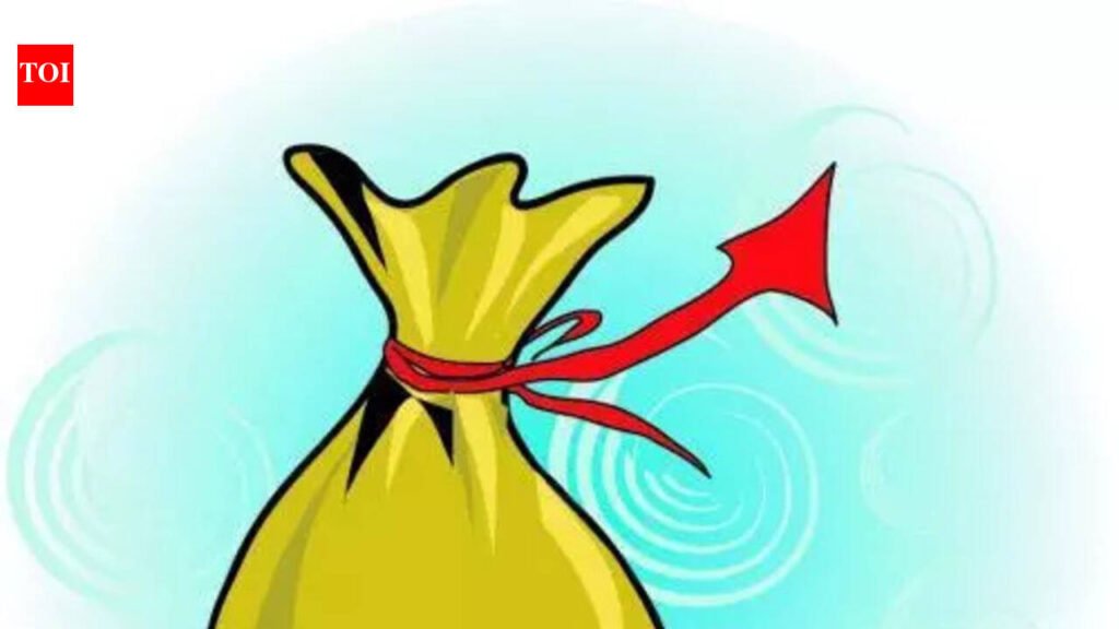 Trio offers MBBS seat in Bengaluru institute, dupes man of Rs 25 lakh | Bengaluru News