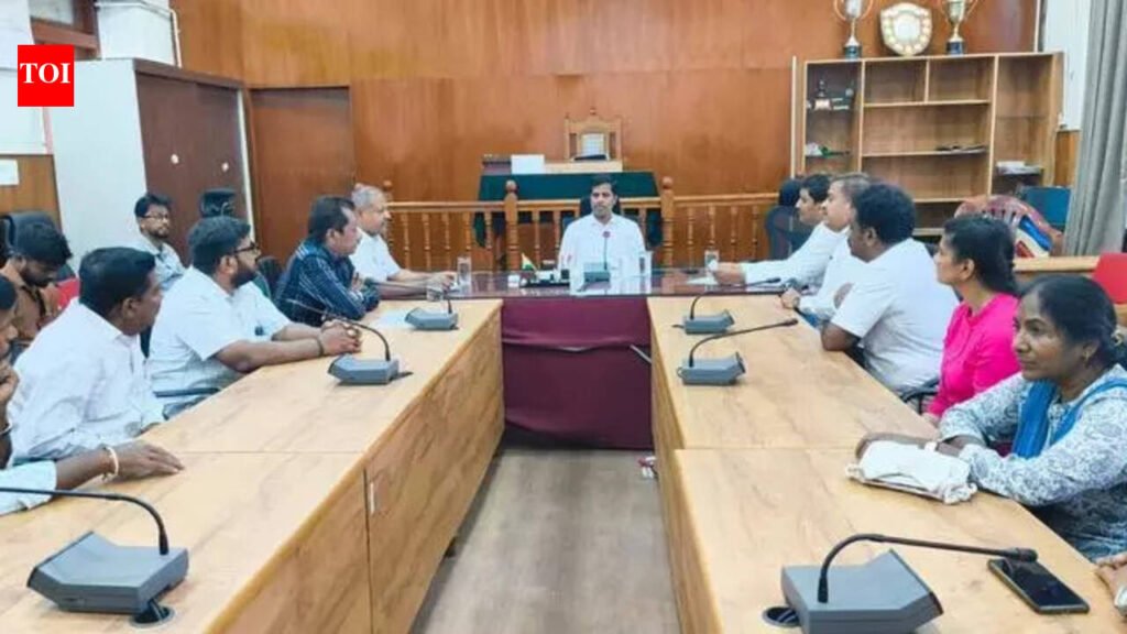 DC directs uninterrupted health services during doctors’ strike call | Mysuru News