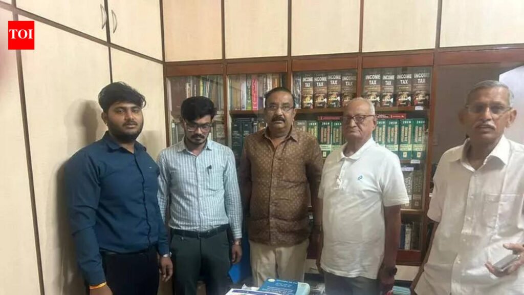 ‘Special 26’ drama in Wardha: 2 fake income tax officers nabbed | Nagpur News