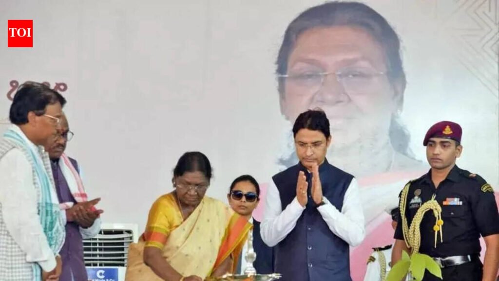 Protocol row: Centre seeks Darj DM, Siliguri CP on deputation | Kolkata News